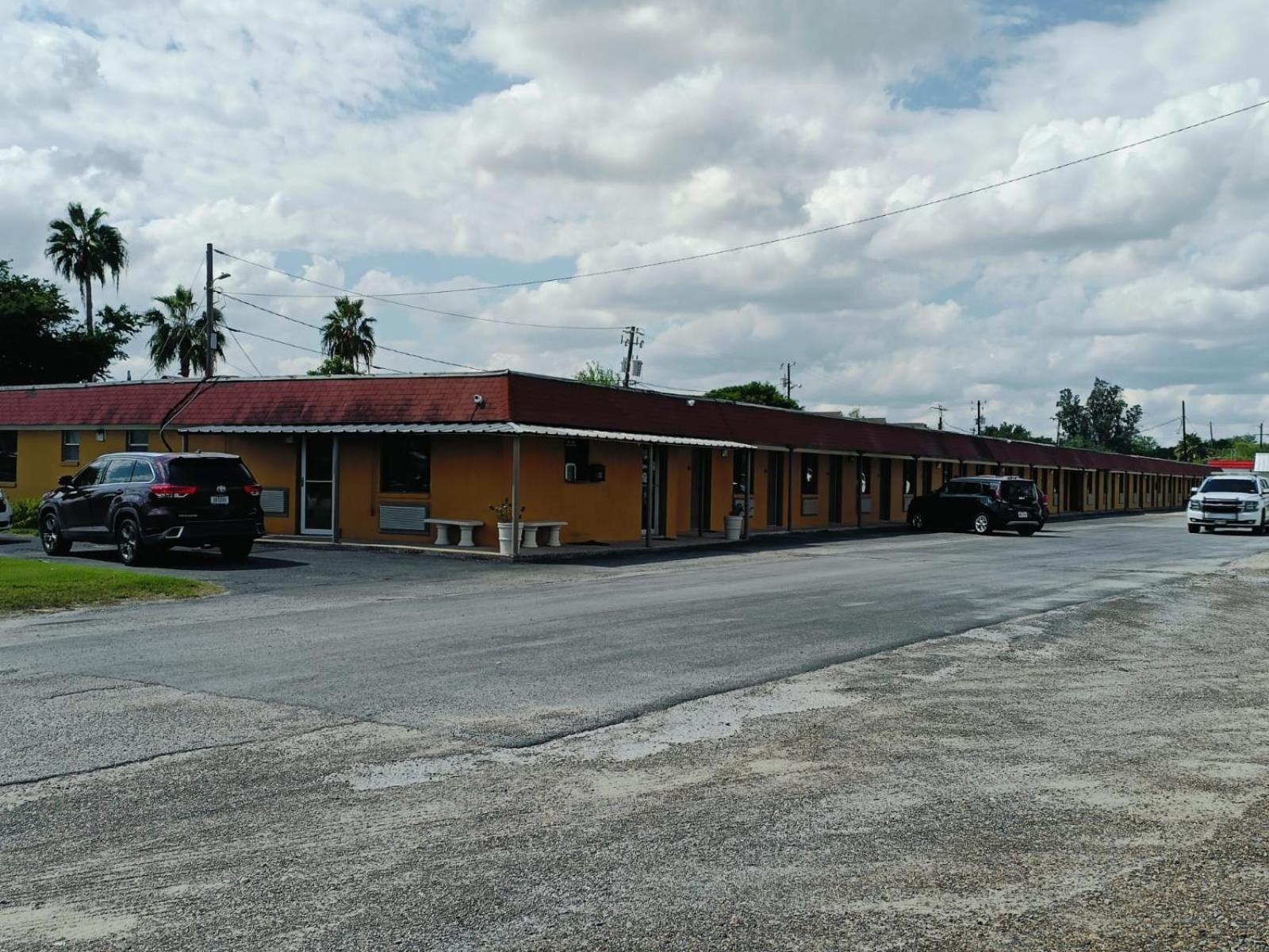 Budget Inn By Oyo Edinburg Hwy 281 Buitenkant foto