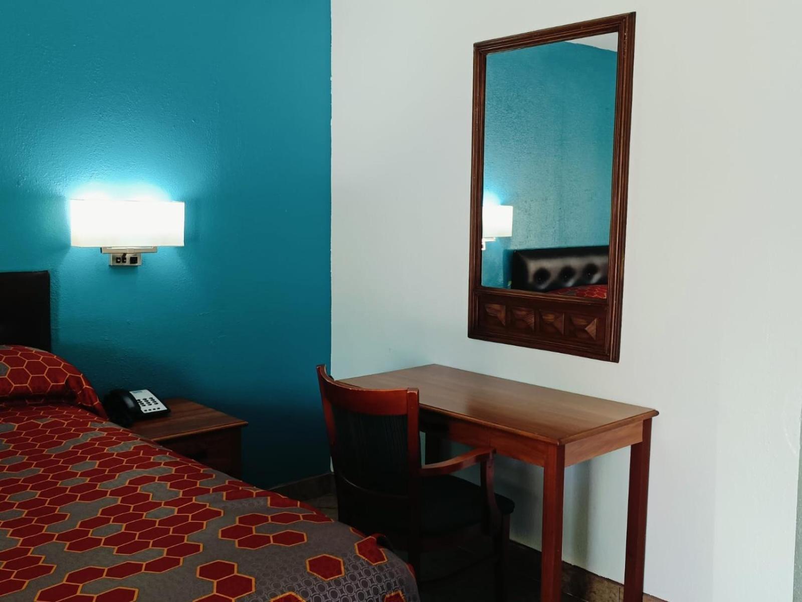 Budget Inn By Oyo Edinburg Hwy 281 Buitenkant foto